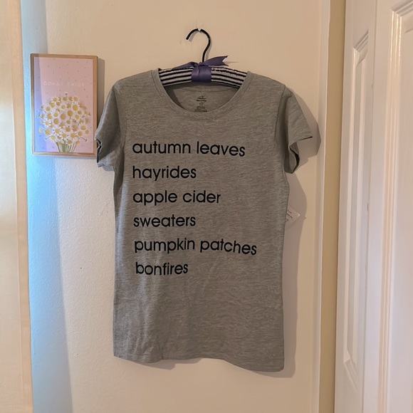 Halloween Fall t-shirt - Picture 1 of 4